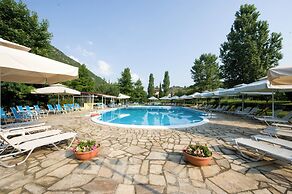 Agriani Hotel
