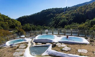 Agriani Hotel