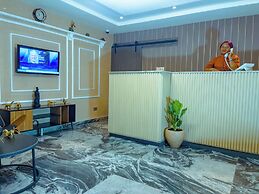 154 Apartment & Hotels