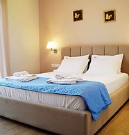 Aquamare Studios - Seaview Suite & Pool Bliss