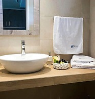 Aquamare Studios - Seaview Suite & Pool Bliss