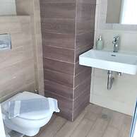 Aquamare Studios - Seaview Suite & Pool Bliss