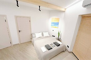 Cozy Hexagon Tiny House