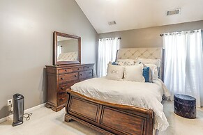 2 Mi to Shelby Farms: Charming Family Home w/ Yard