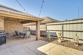 7 Mi to Dtwn: Family Home w/ Patio in Lubbock