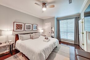 Relax By Pool, Soak in Hot Tub: Plano Home