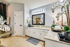 Relax By Pool, Soak in Hot Tub: Plano Home