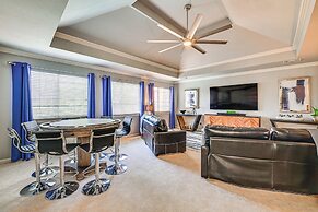 Relax By Pool, Soak in Hot Tub: Plano Home