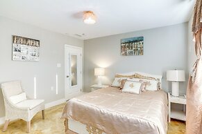 Hiker's Paradise: Twentynine Palms Home w/ Deck!