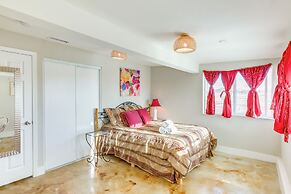 Hiker's Paradise: Twentynine Palms Home w/ Deck!