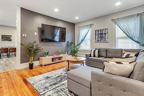 1 Mi to Dtwn: Pet-friendly Providence Apt w/ Yard