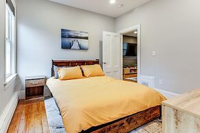 1 Mi to Dtwn: Pet-friendly Providence Apt w/ Yard