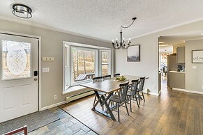 9 Mi to Fairplay Beach: Mountain-view Getaway!