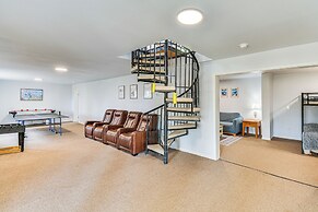 9 Mi to Fairplay Beach: Mountain-view Getaway!