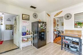 Steps to Beach & Ropes Park: Home w/ Large Yard