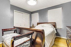 Private Pool & Hot Tub: Family Gem in Alpharetta