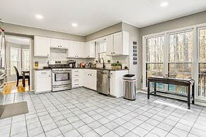 Private Pool & Hot Tub: Family Gem in Alpharetta