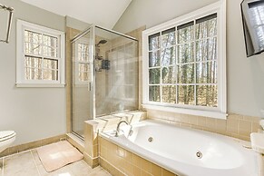 Private Pool & Hot Tub: Family Gem in Alpharetta