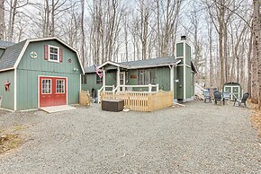 Lake Access & Game Room: Cabin in Pocono Mtns