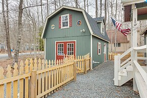 Lake Access & Game Room: Cabin in Pocono Mtns