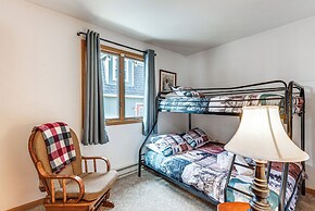 Lake Access & Game Room: Cabin in Pocono Mtns