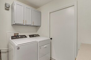 Convenient Family-friendly Location: Texarkana Gem