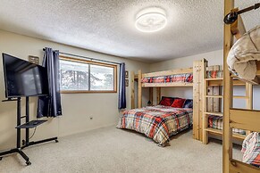 Steps to Pine Hollow Reservoir: Home w/ Fire Pit!