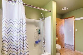 Steps to Pine Hollow Reservoir: Home w/ Fire Pit!