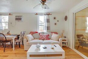 Walk to Memorial Stadium: Family Home w/ Patio