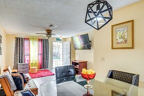 Patio & Mtn Views: Family Gem in California City