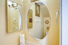 Patio & Mtn Views: Family Gem in California City