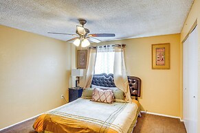 Patio & Mtn Views: Family Gem in California City