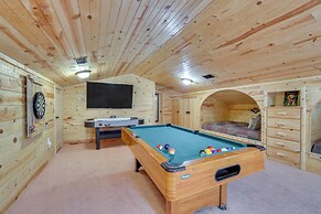 Fire Pit + Game Room: Lakefront Escape in Trenton!