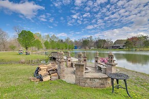 Fire Pit + Game Room: Lakefront Escape in Trenton!