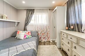 Private Beach & Sauna: Lakefront Deckerville Home!