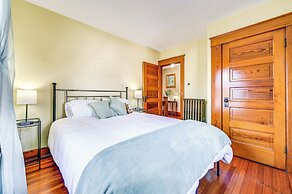 'chestnut Hill' Vintage Farmhouse w/ Deck & Yard