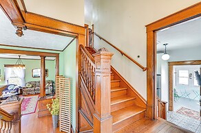 'chestnut Hill' Vintage Farmhouse w/ Deck & Yard