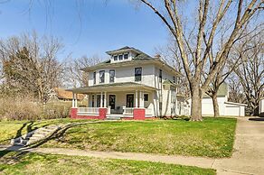 'chestnut Hill' Vintage Farmhouse w/ Deck & Yard