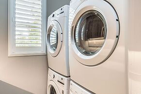 Outdoor Oasis & More: Group Getaway in Porterville