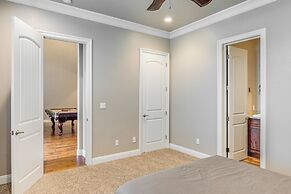 Outdoor Oasis & More: Group Getaway in Porterville