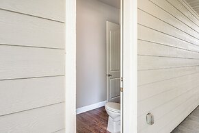 Outdoor Oasis & More: Group Getaway in Porterville