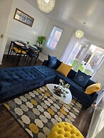 Tranquil Getaway in Wolverhampton - Perfect for Relaxation