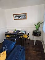 Tranquil Getaway in Wolverhampton - Perfect for Relaxation