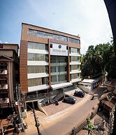 HOTEL THE PEARL SHINE