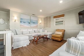 Sunny Side Up Ii - 320 Port Royal St 3 Bedroom Home