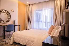 Grand Premiere 2 Bed by YourHost