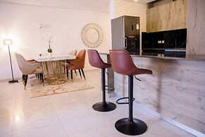 Grand Premiere 2 Bed by YourHost