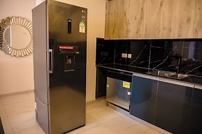 Grand Premiere 2 Bed by YourHost