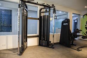 Grand Premiere 2 Bed by YourHost