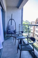 Grand Premiere 2 Bed by YourHost